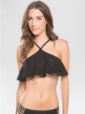 Vanilla/Beach Black Lace Flounce Bikini Top